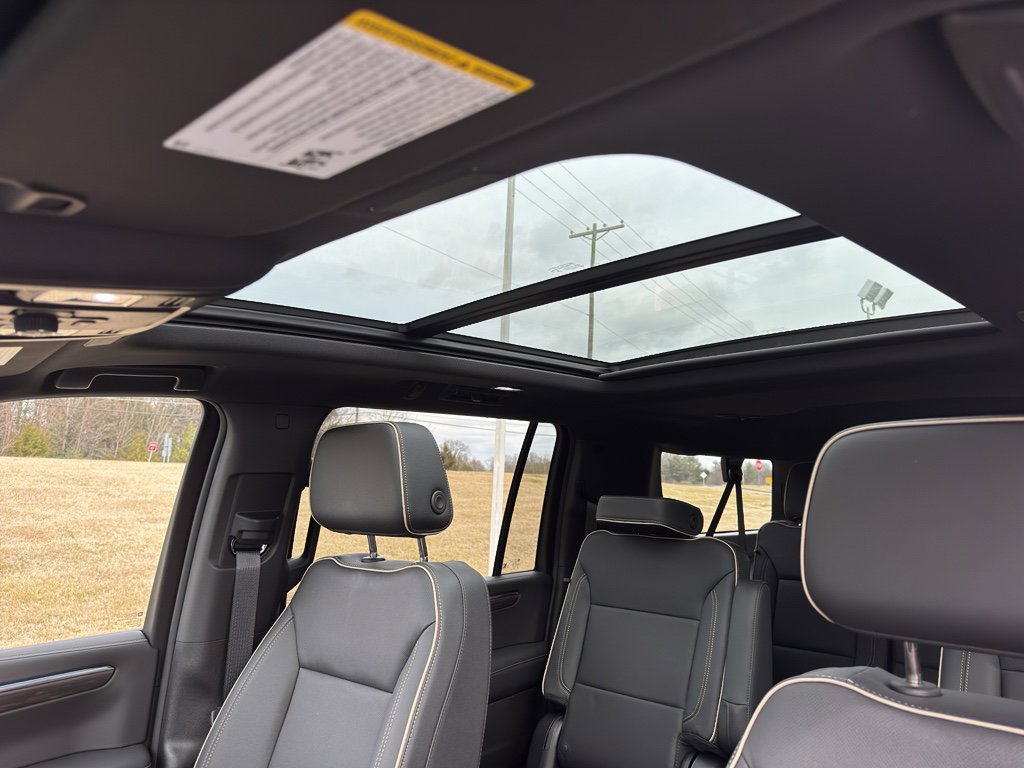 Used 2025 Chevrolet Suburban Premier w/ Sun And Tow Package image 22