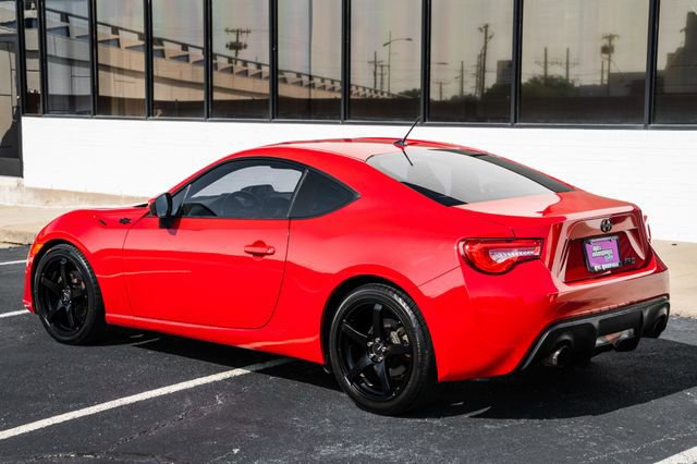 Used 2013 Scion FR-S image 12