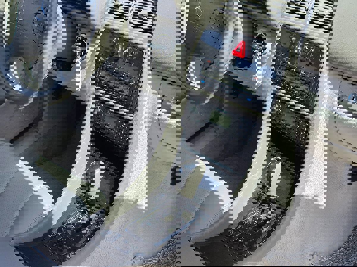 Used 2001 Mercedes-Benz CLK 430 Coupe image 13