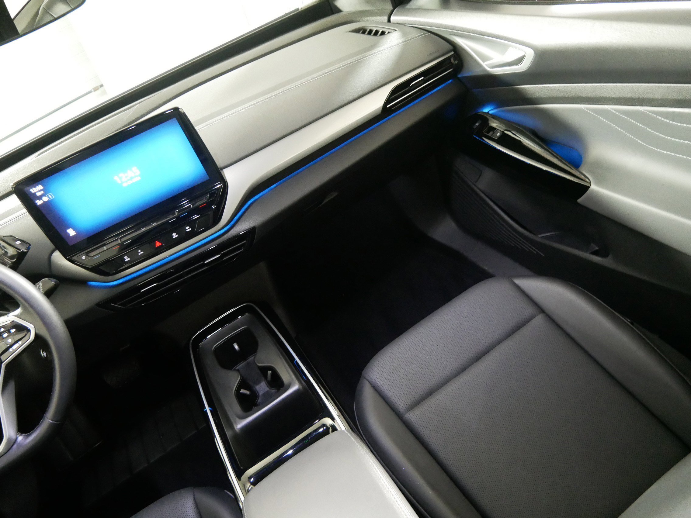 Used 2023 Volkswagen ID.4 Pro S image 11