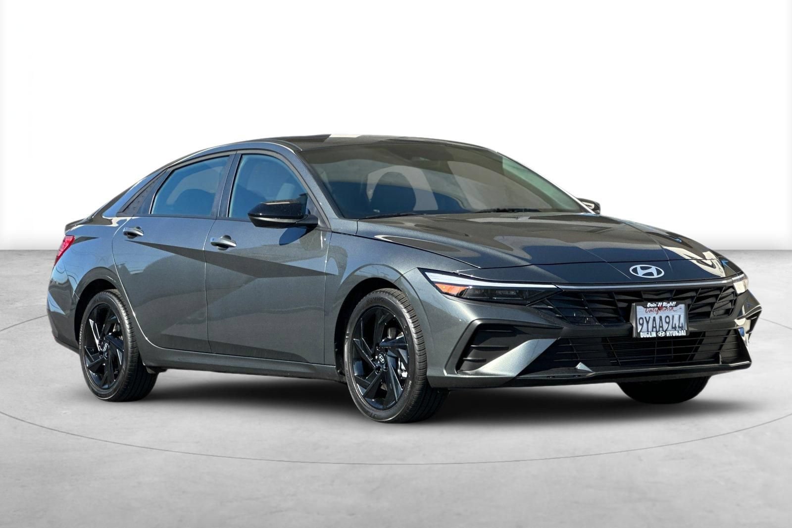 Used 2026 Hyundai Elantra Sport FWD image 11