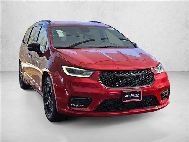 New 2026 Chrysler Pacifica Select w/ S Appearance Package FWD image 7