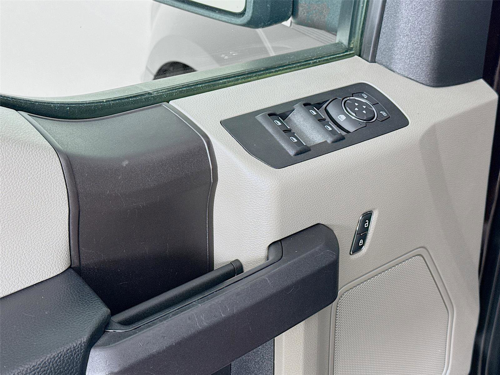 Used 2018 Ford F150 XL w/ Equipment Group 101A Mid image 29