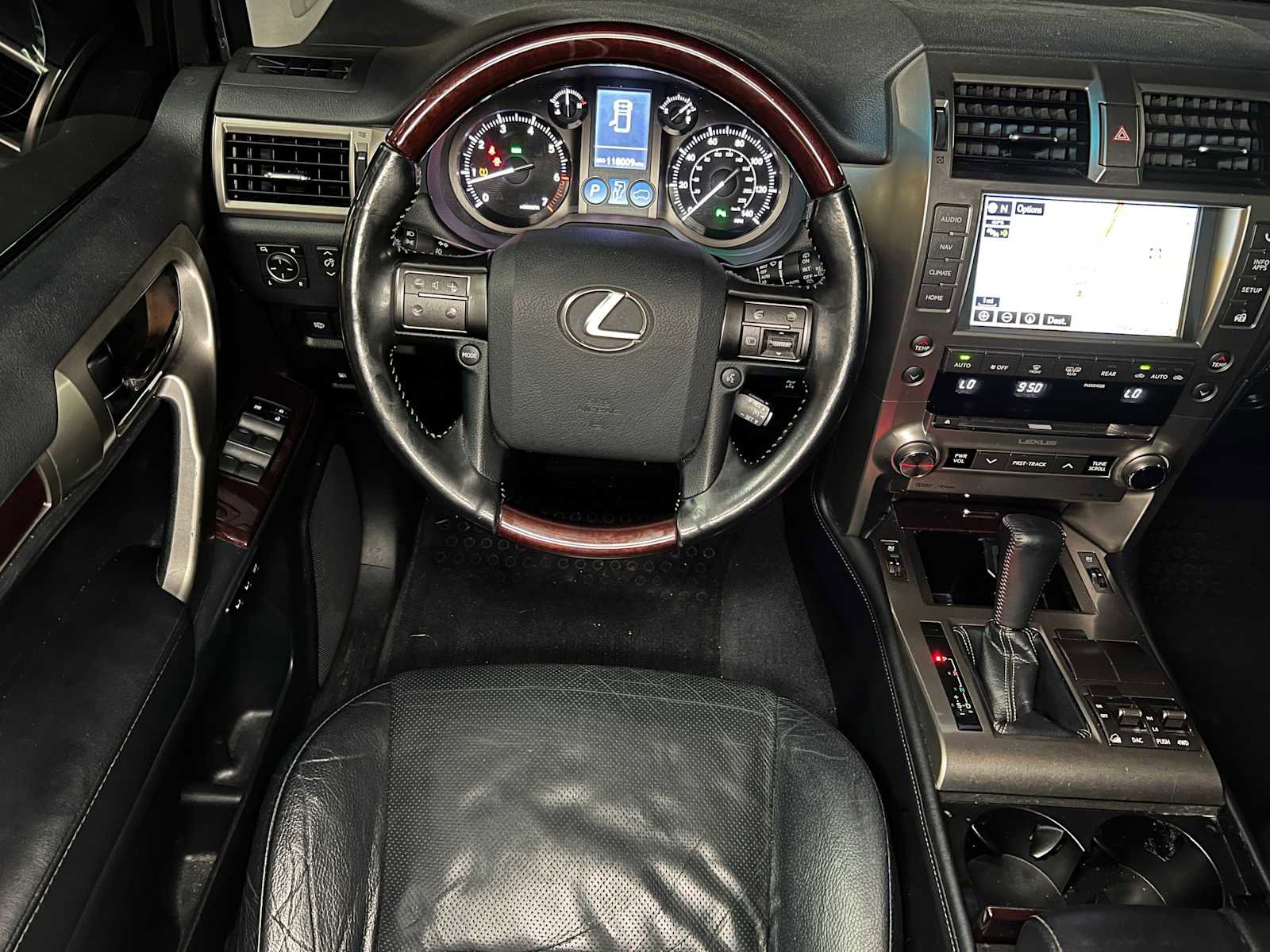 Used 2018 Lexus GX 460 Premium AWD/4WD image 36