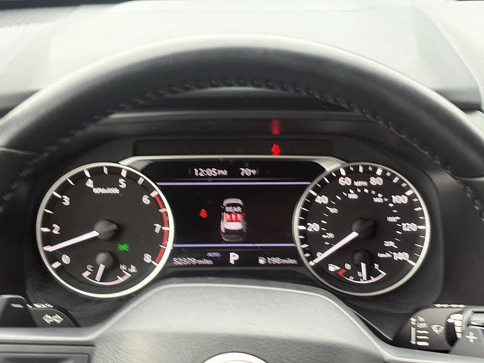 Certified 2025 Nissan Rogue SV AWD/4WD image 39