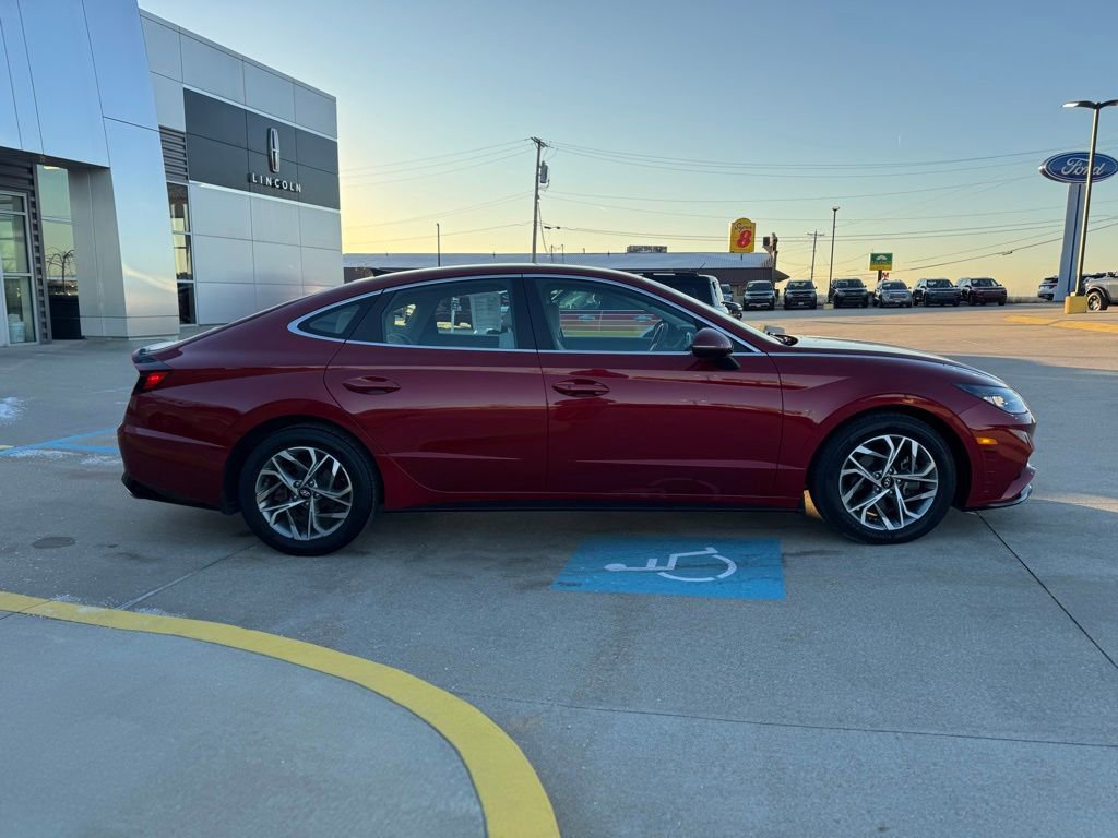 Used 2023 Hyundai Sonata SEL image 3