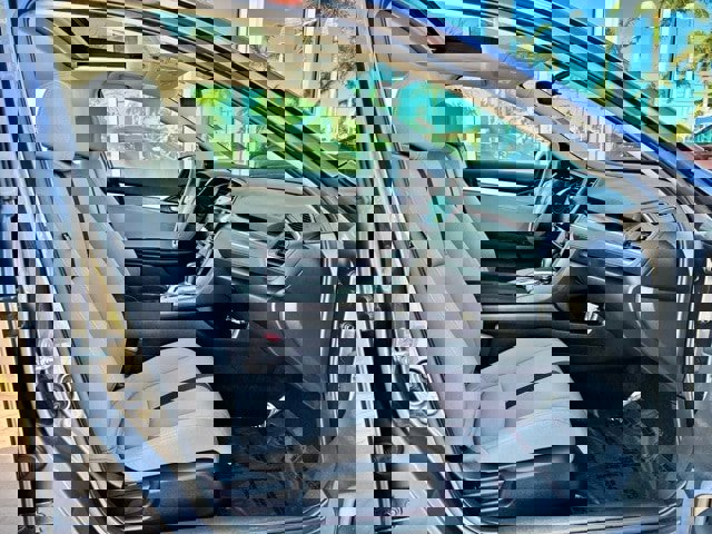 Used 2019 Honda Civic EX image 13