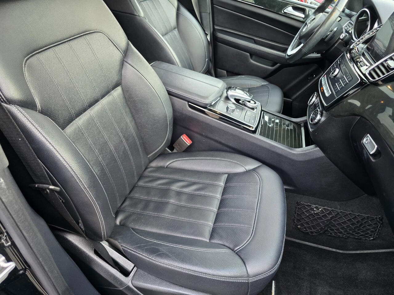 Used 2017 Mercedes-Benz GLE 350 4MATIC image 32