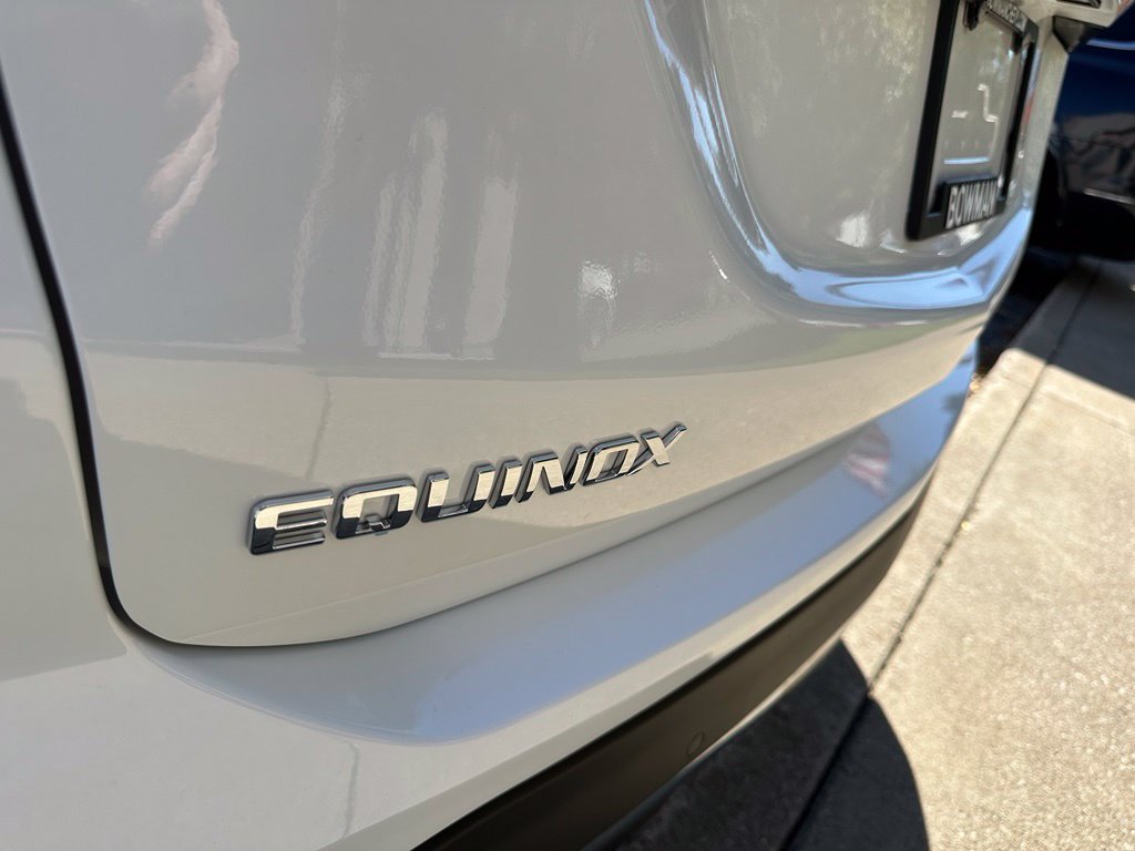 Used 2024 Chevrolet Equinox LT FWD image 24