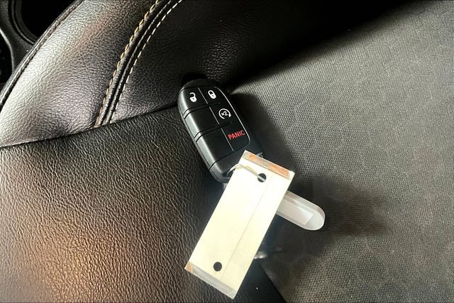 Used 2019 Jeep Compass Latitude w/ Popular Equipment Group image 10