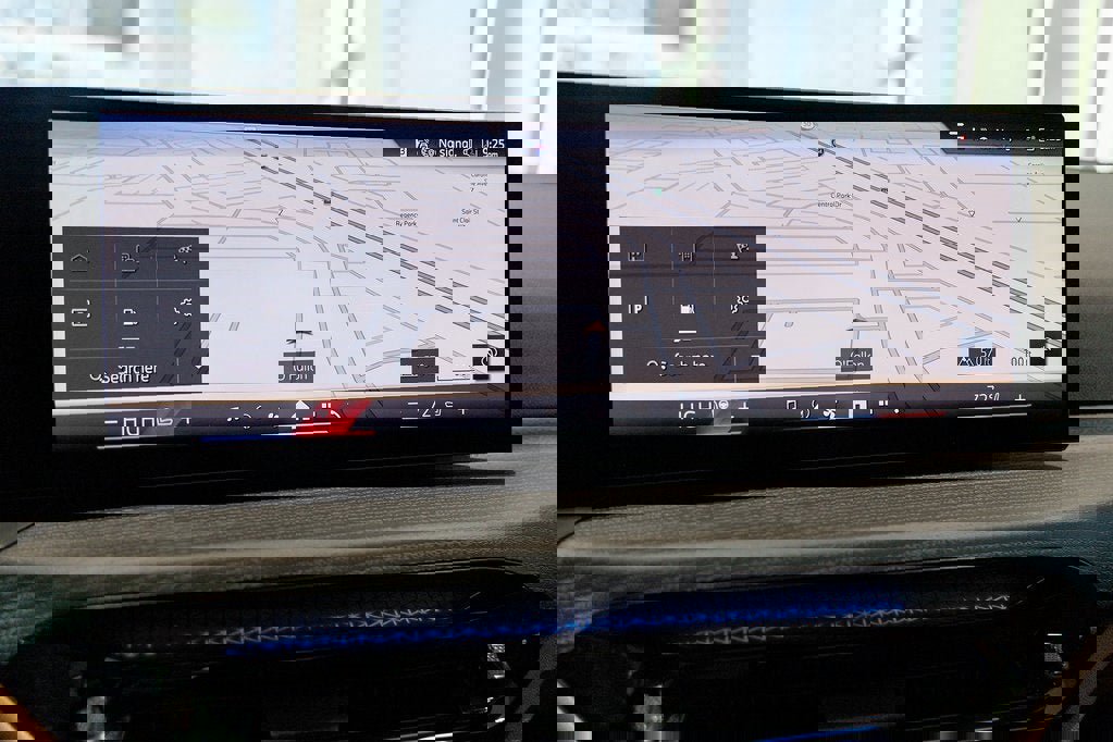 New 2026 BMW 330i xDrive Sedan w/ Premium Package image 30