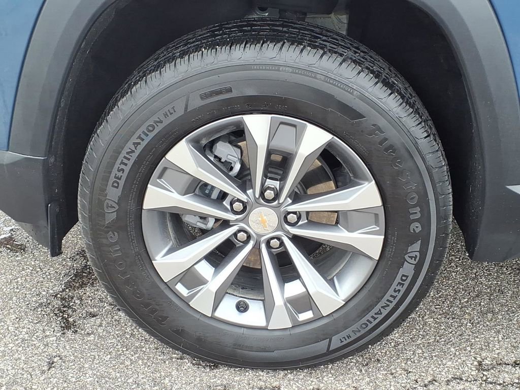 Certified 2026 Chevrolet Equinox LT FWD image 11