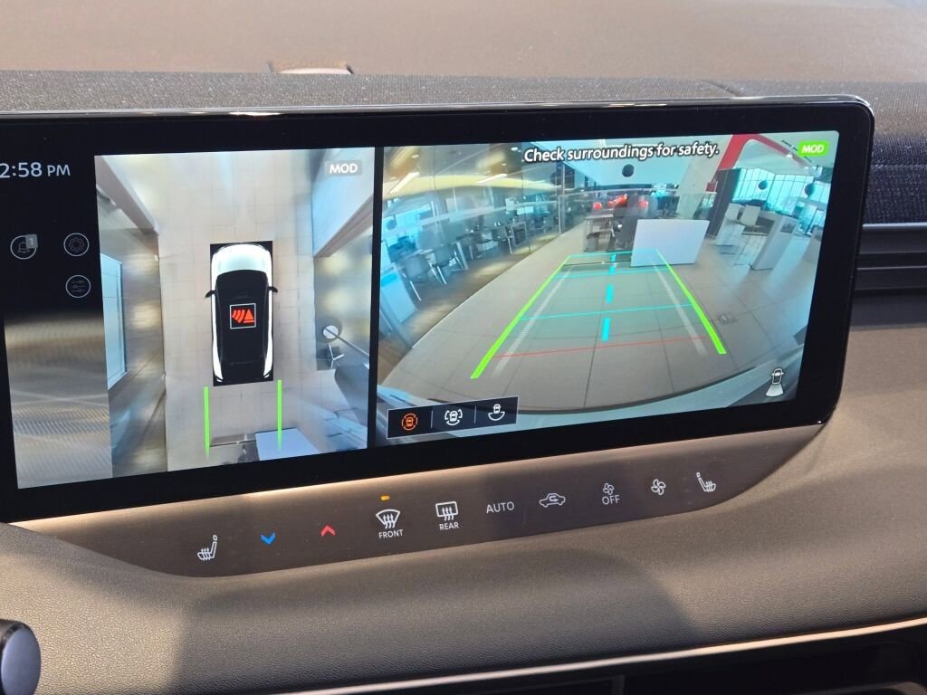 New 2026 Nissan Leaf SV+ w/ Floor Mat Package (SV+) image 31