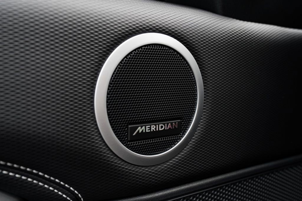 Used 2021 Land Rover Discovery S R-Dynamic image 22