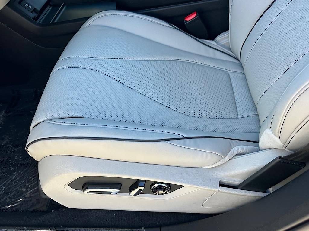 New 2026 Acura RDX SH-AWD w/ Advance Package image 8