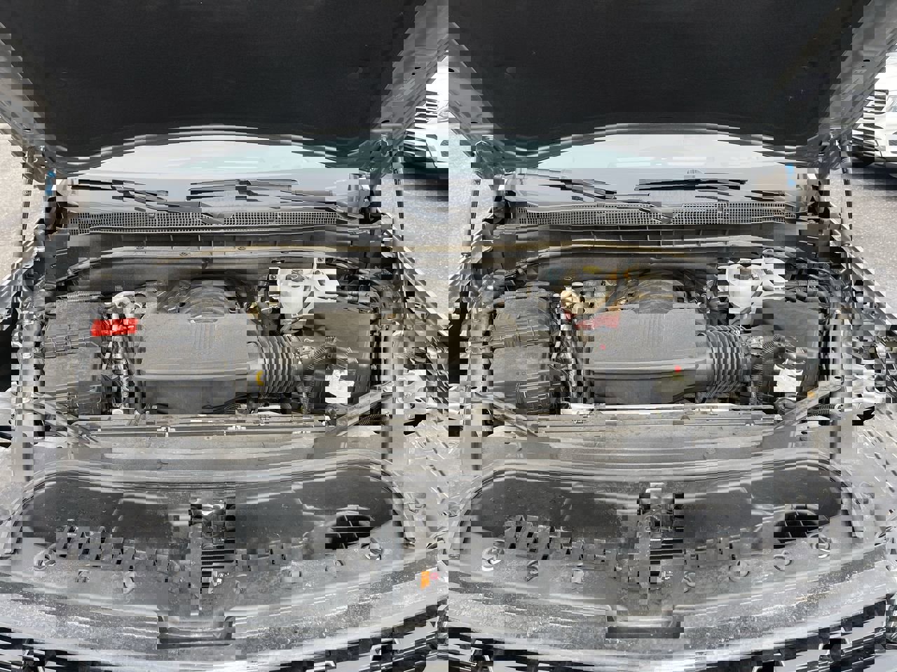 Used 2024 Chevrolet Suburban Z71 w/ Luxury Package image 31