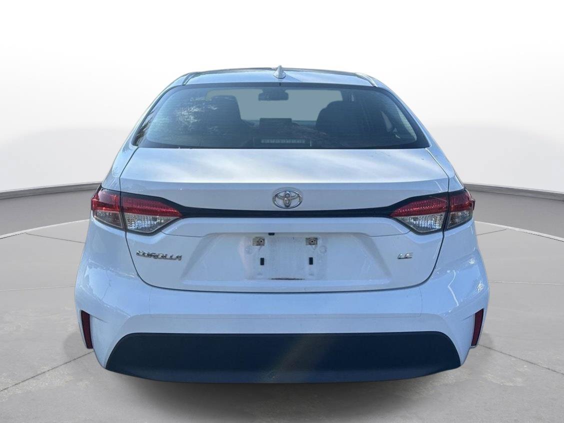 Used 2024 Toyota Corolla LE FWD image 7