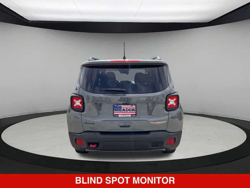 Used 2022 Jeep Renegade Trailhawk AWD/4WD image 5