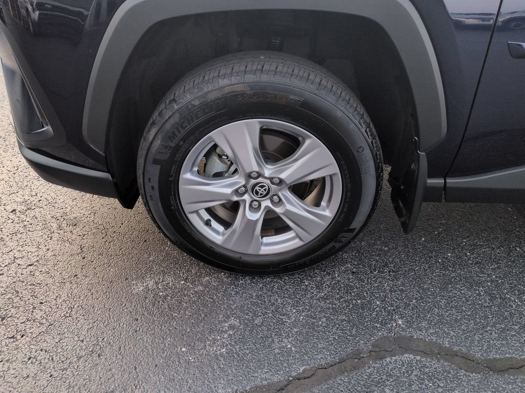 Certified 2025 Toyota RAV4 XLE AWD/4WD image 27