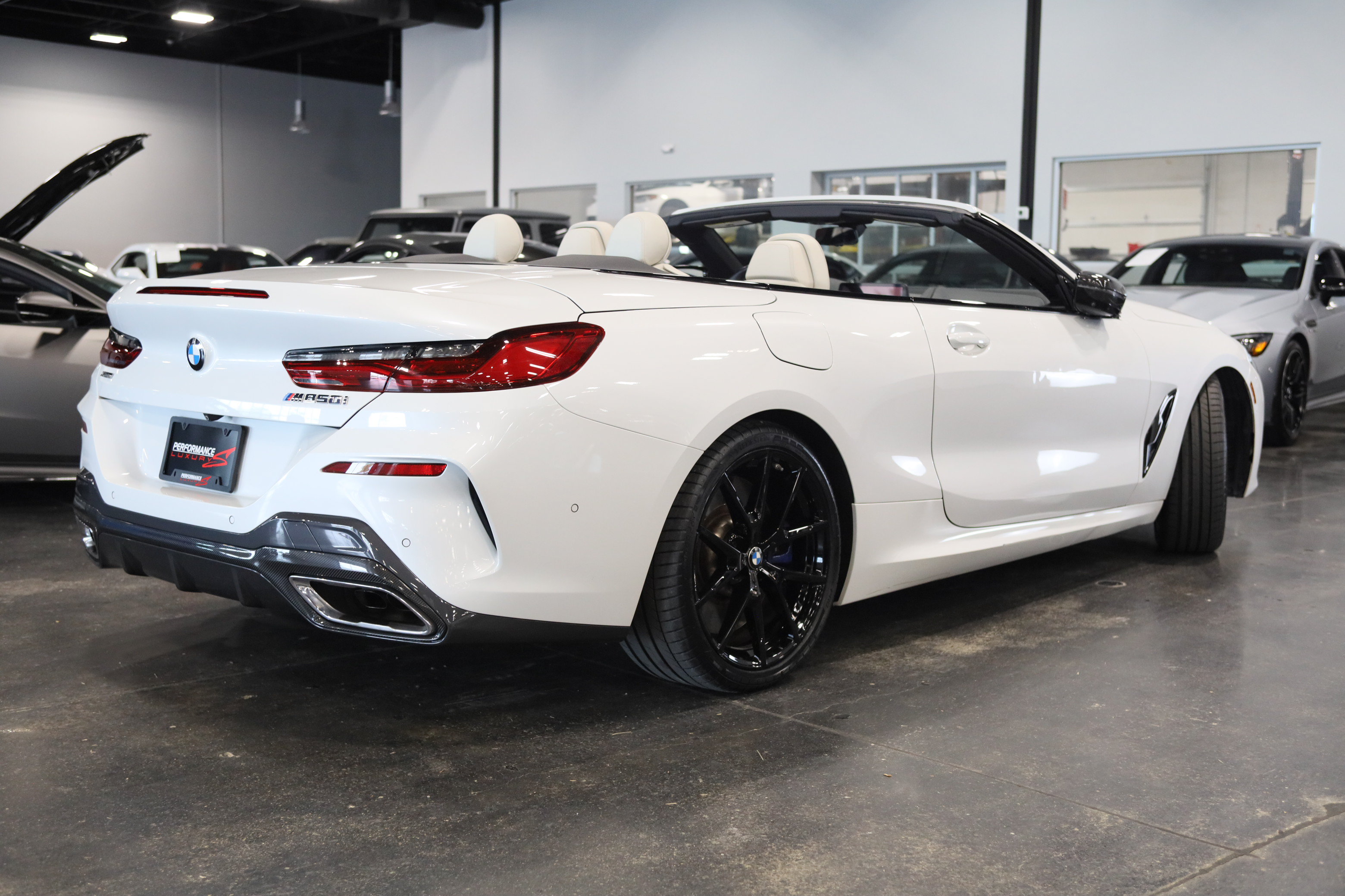 Used 2023 BMW M850i xDrive Convertible w/ M Carbon Exterior Package AWD/4WD image 8