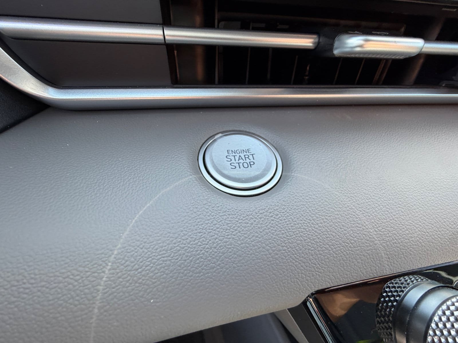 Certified 2025 Hyundai Elantra Sport FWD image 31