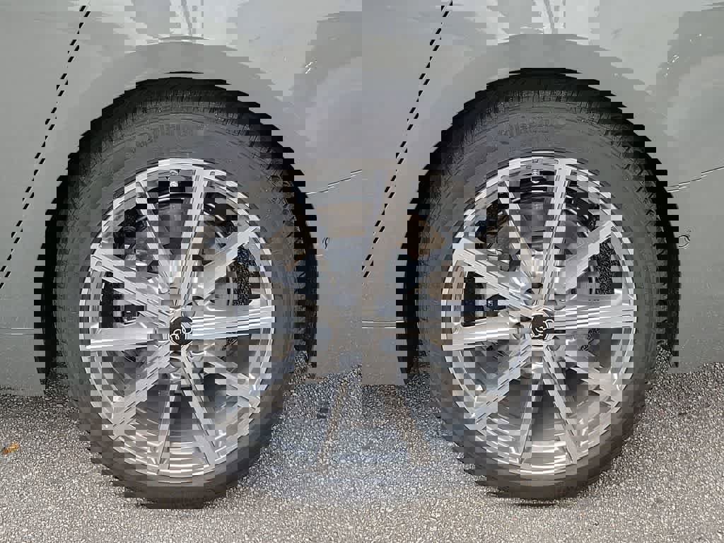 New 2025 Audi A6 Premium image 16