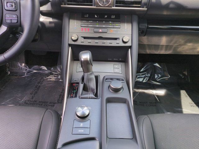 Used 2019 Lexus IS 300 RWD image 17