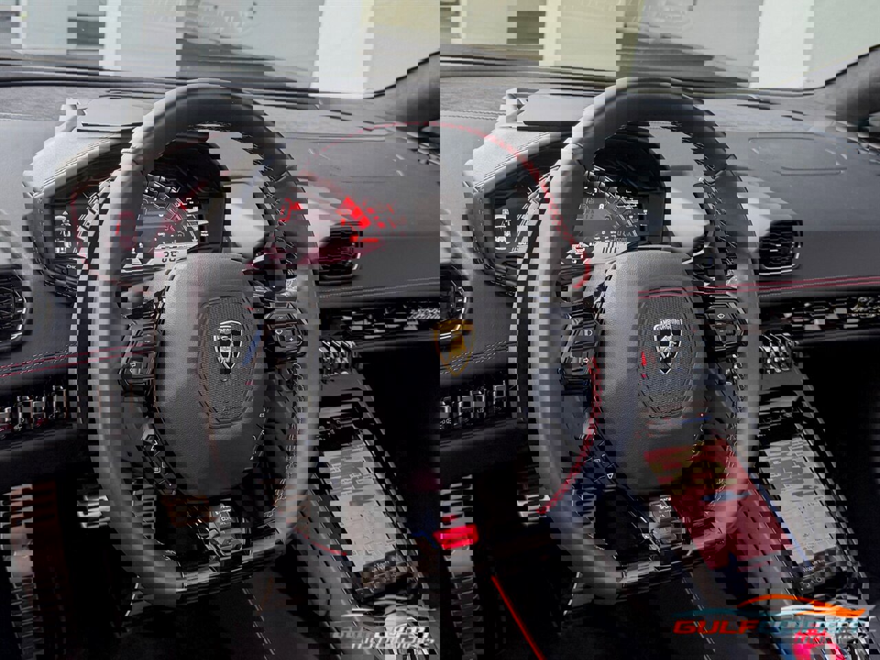 Used 2020 Lamborghini Huracan EVO image 13