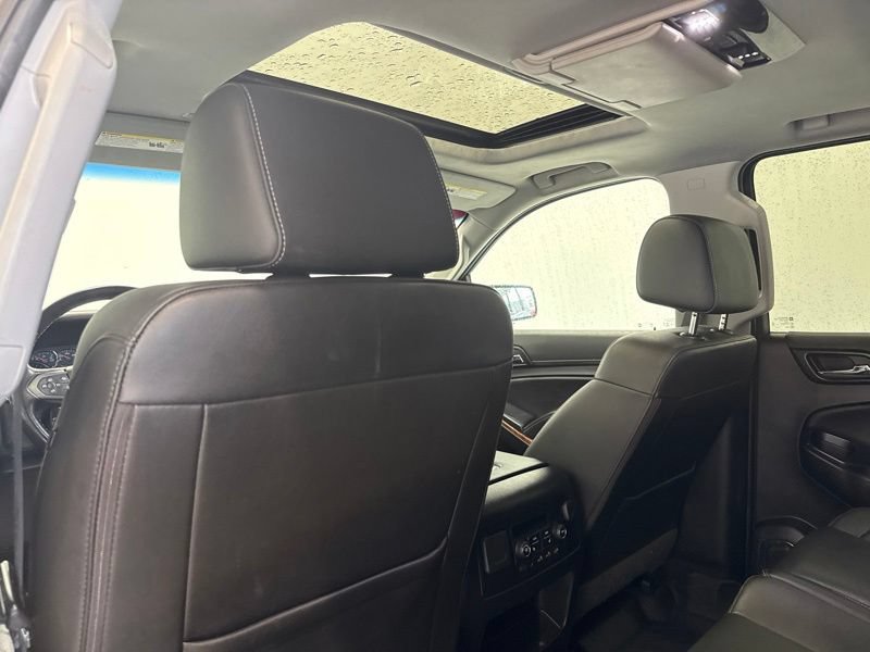 Used 2019 Chevrolet Suburban Premier AWD/4WD image 22