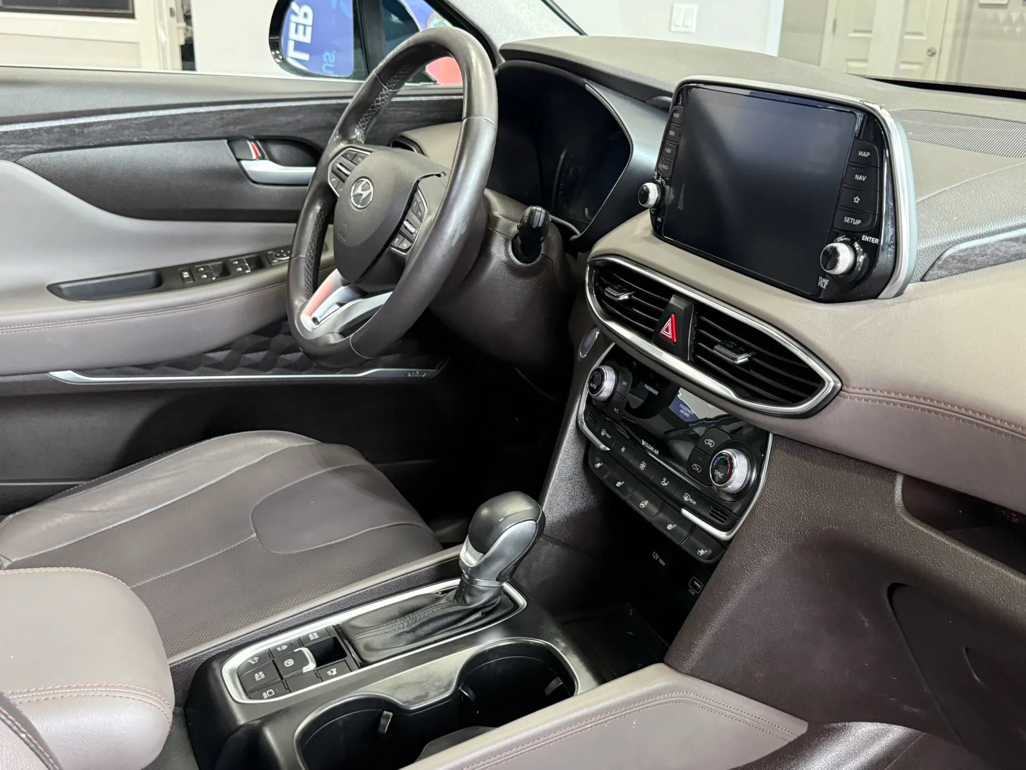 Used 2019 Hyundai Santa Fe AWD w/ Cargo Package image 27
