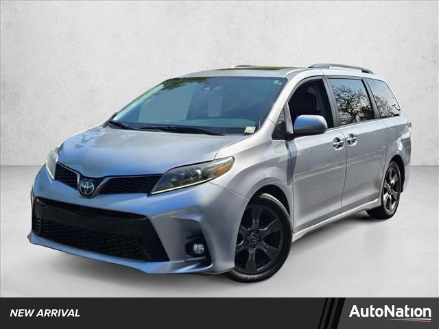 Used 2018 Toyota Sienna SE w/ SE Preferred Package video 1