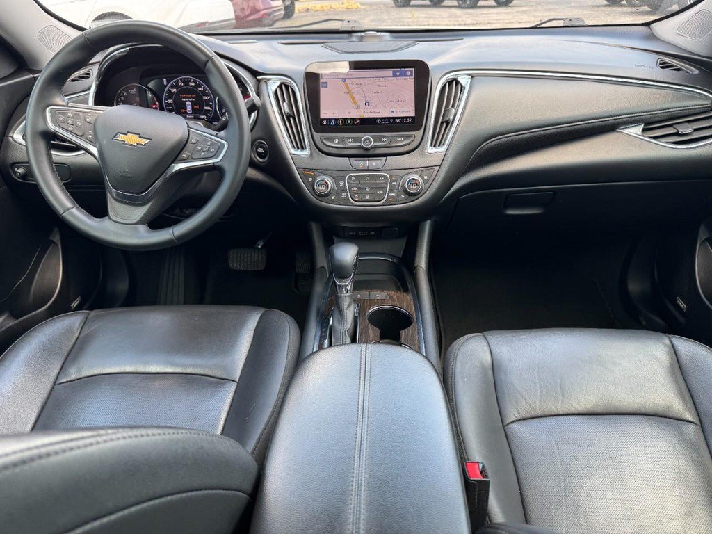 Used 2024 Chevrolet Malibu LT FWD image 12