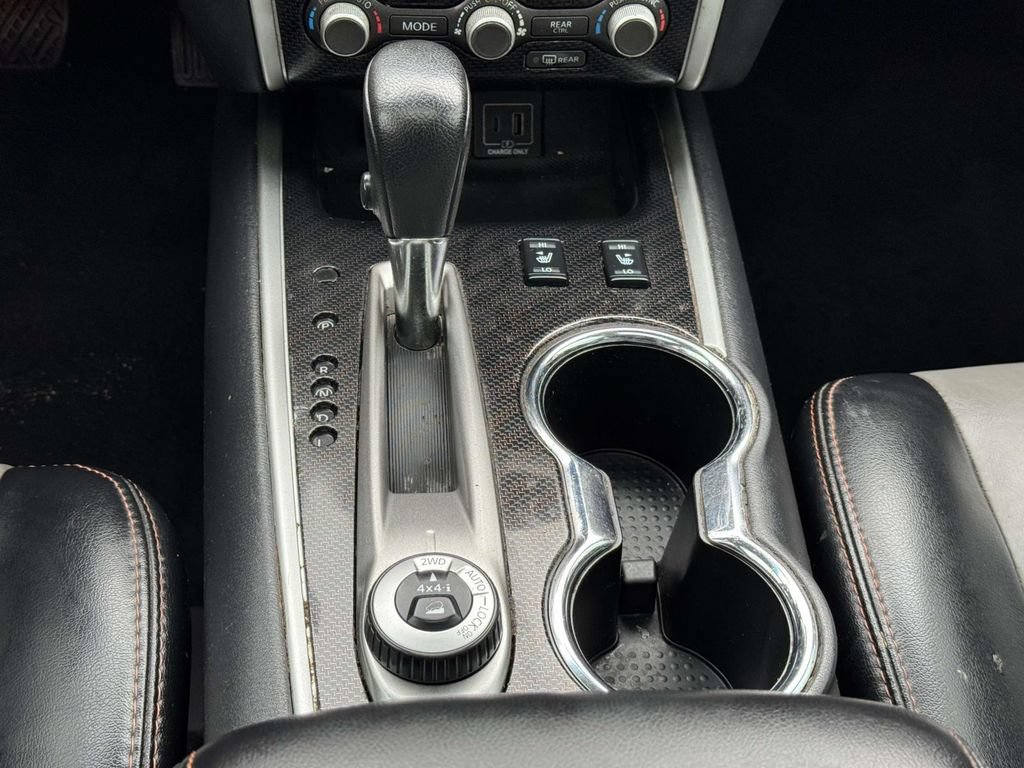 Used 2020 Nissan Pathfinder SL AWD/4WD image 6