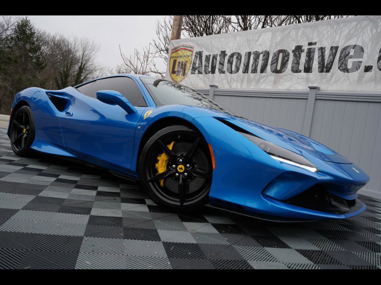 Used 2021 Ferrari F8 Tributo image 1