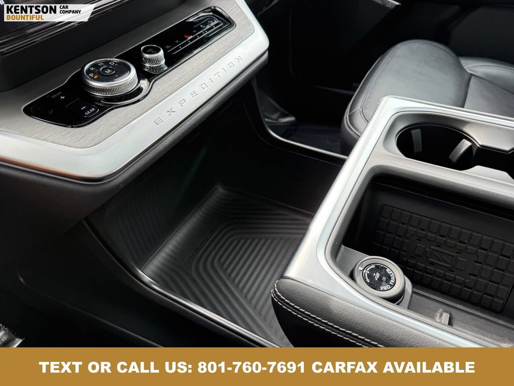 Used 2025 Ford Expedition Platinum AWD/4WD image 24