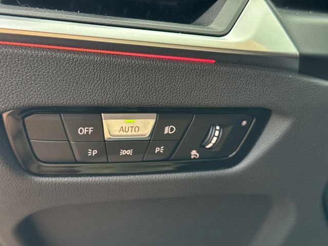 Used 2023 BMW 330i xDrive Sedan AWD/4WD image 26