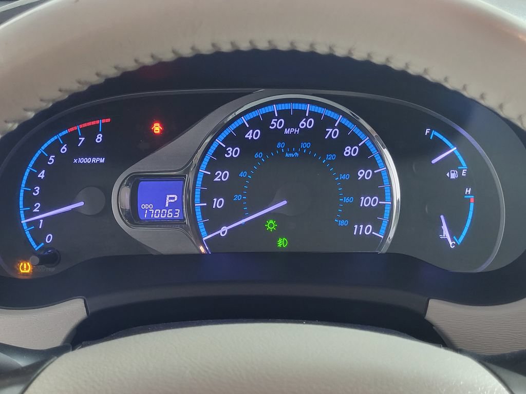 Used 2014 Toyota Sienna XLE FWD image 16