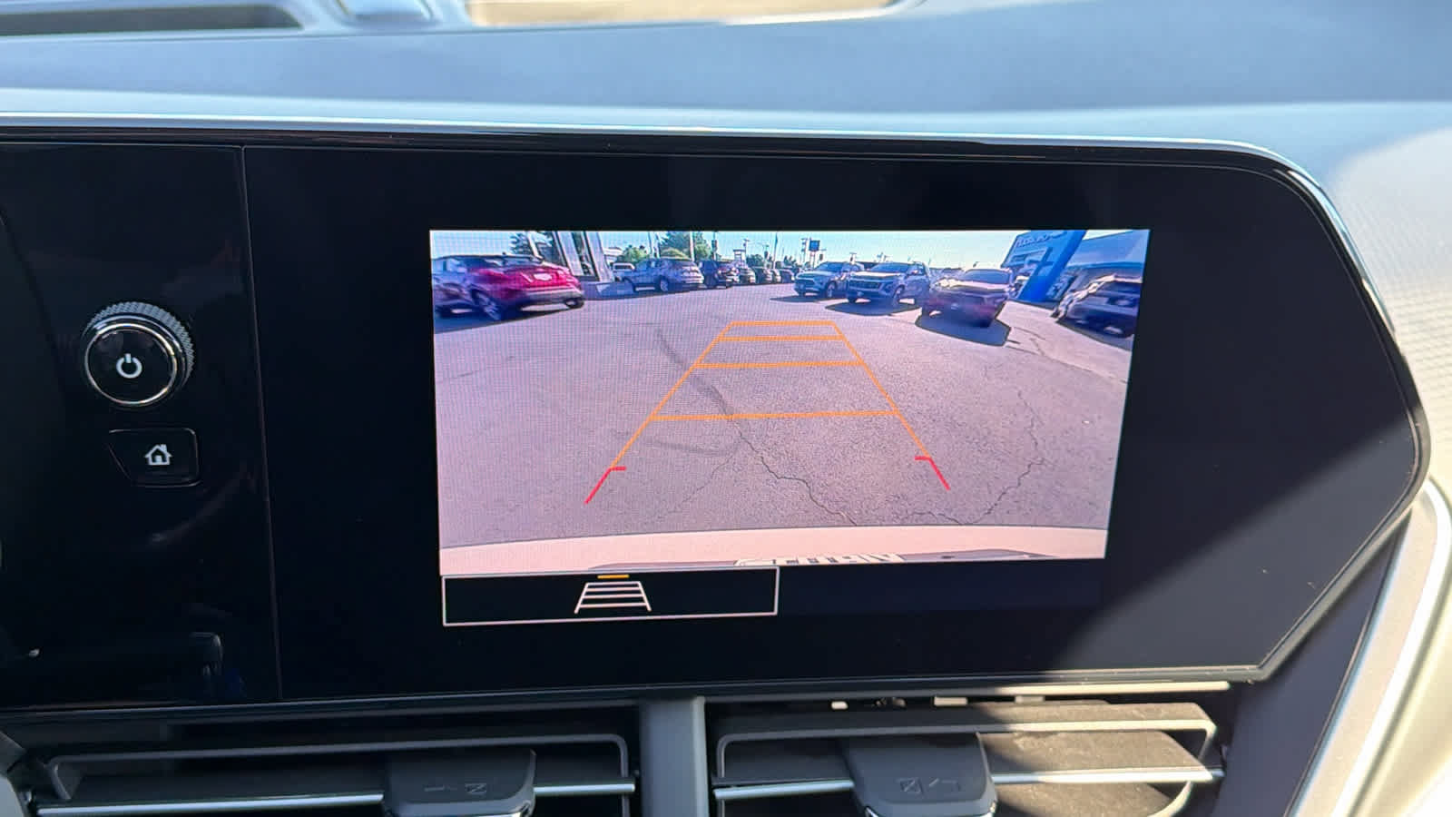 New 2026 Chevrolet Trax RS w/ Sunroof Package FWD image 16