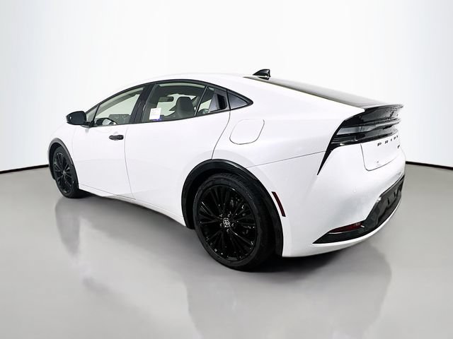 New 2026 Toyota Prius Plug-In Hybrid FWD image 5