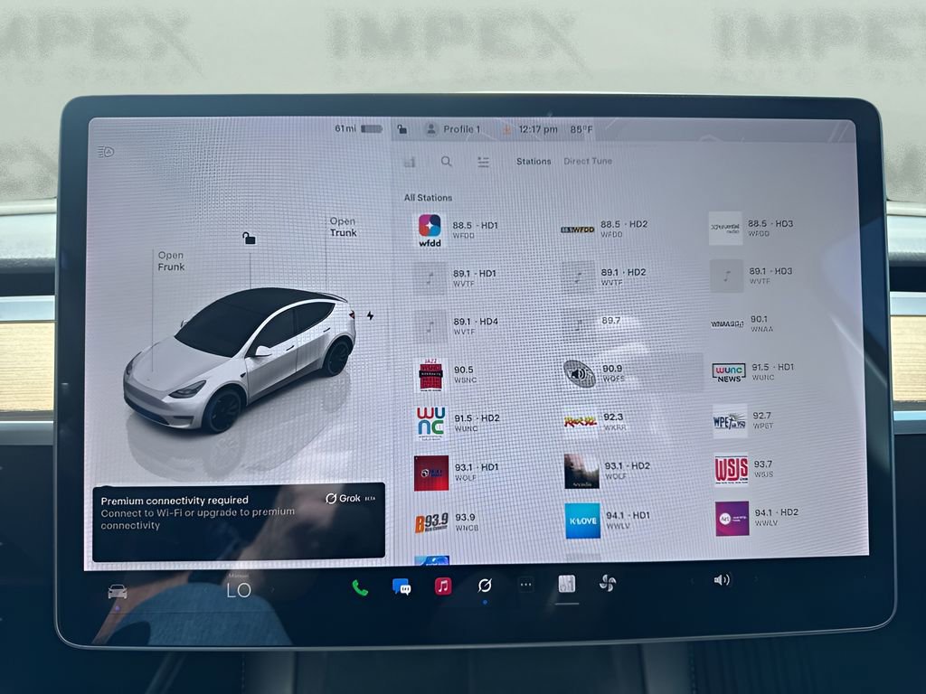 Used 2022 Tesla Model Y Performance AWD/4WD image 23