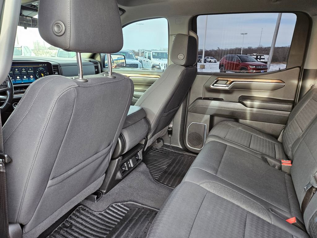 Used 2022 Chevrolet Silverado 1500 RST w/ Z71 Off-Road Package AWD/4WD image 28