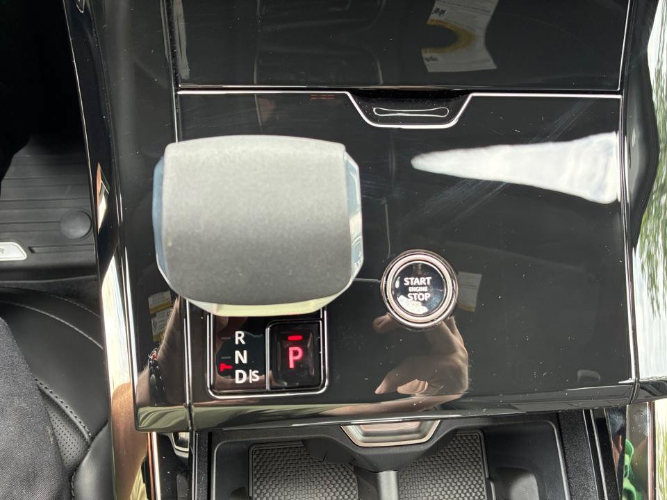 New 2026 Land Rover Range Rover Sport SE AWD/4WD image 20