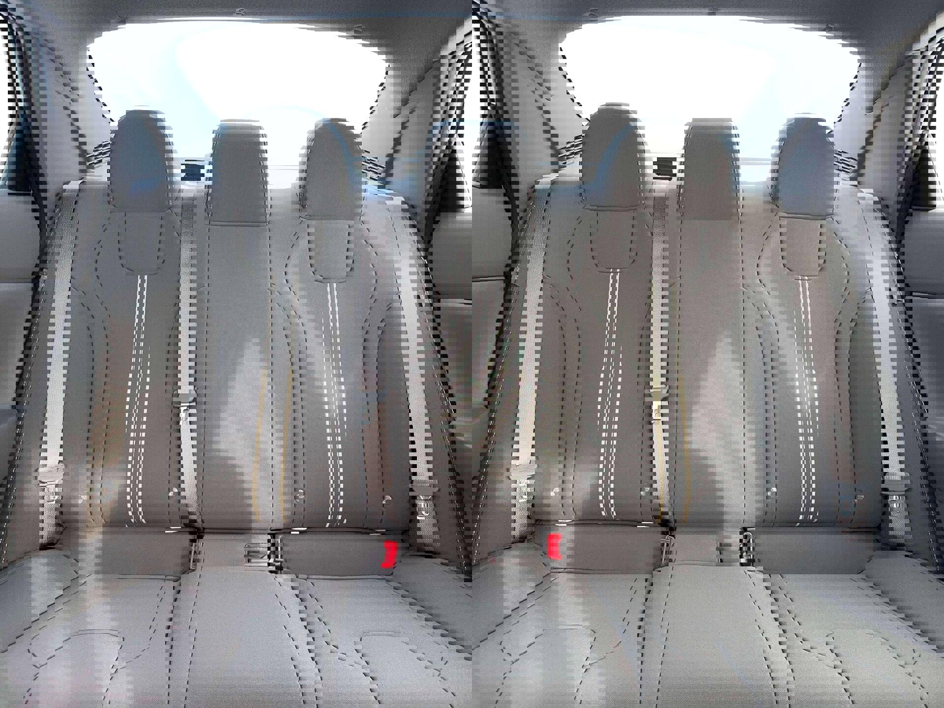 New 2026 Hyundai Elantra Sport image 16