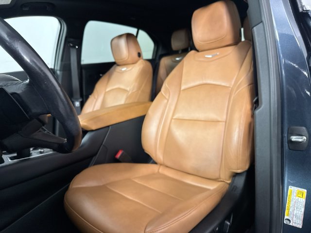 Used 2020 Cadillac XT4 Premium Luxury w/ Sun And Sound Package AWD/4WD image 19