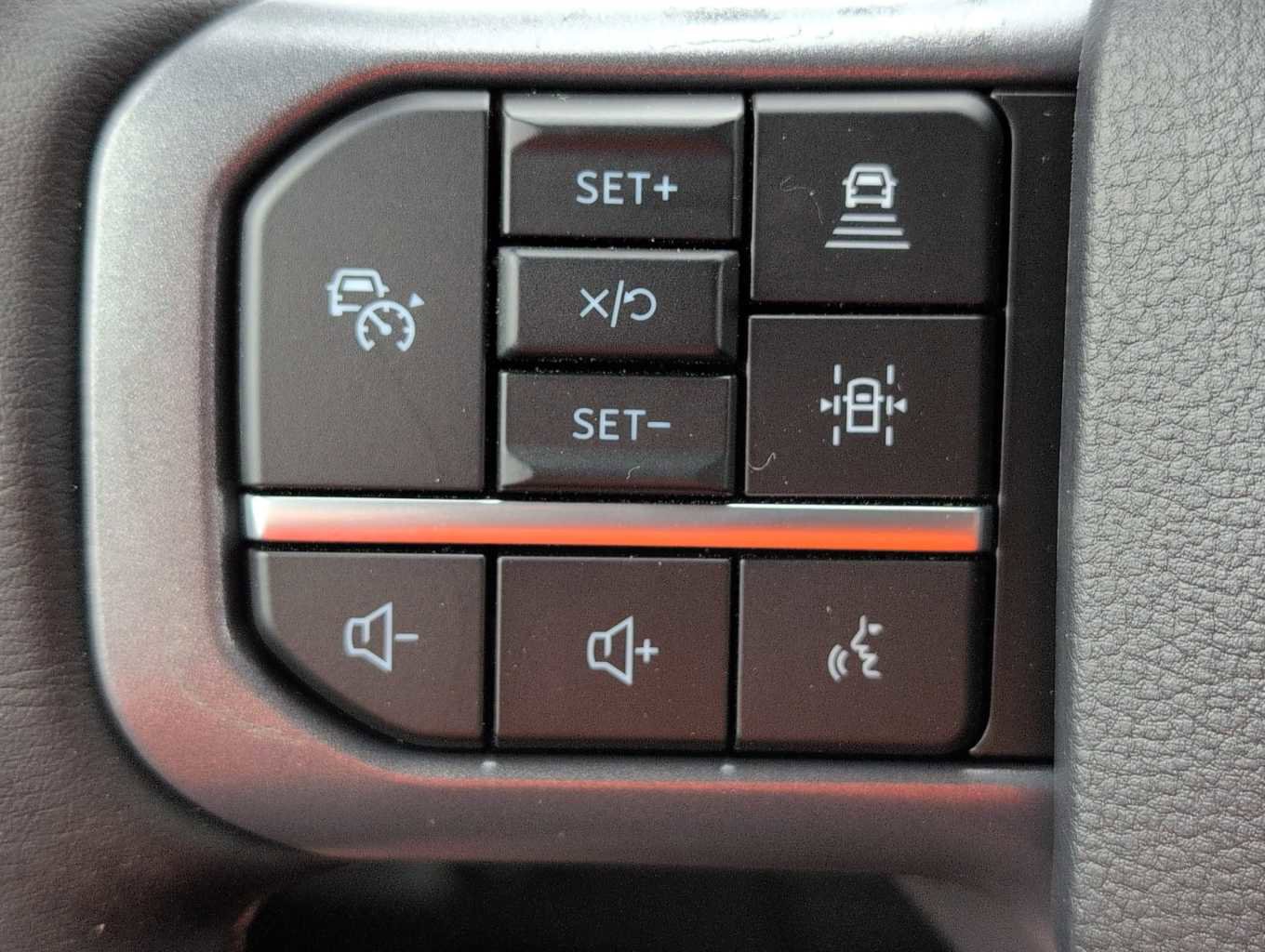 New 2025 Ford F150 Lariat w/ Equipment Group 502A High image 24