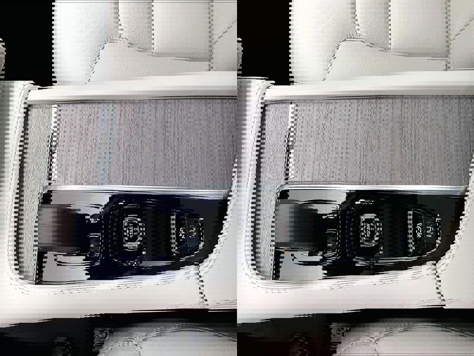 Used 2023 Volvo XC90 B6 Plus w/ Protection Package Premier image 20