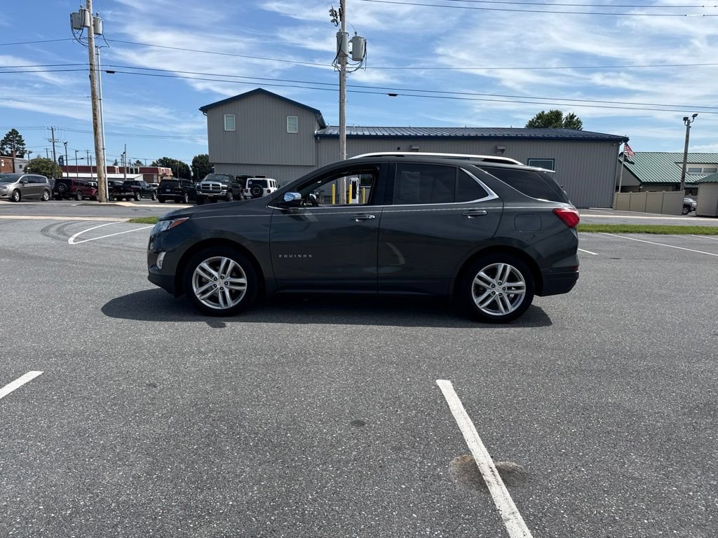 Used 2020 Chevrolet Equinox Premier AWD/4WD image 2