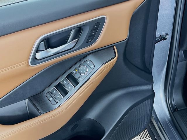 New 2026 Nissan Rogue Platinum w/ Platinum Premium Package image 16