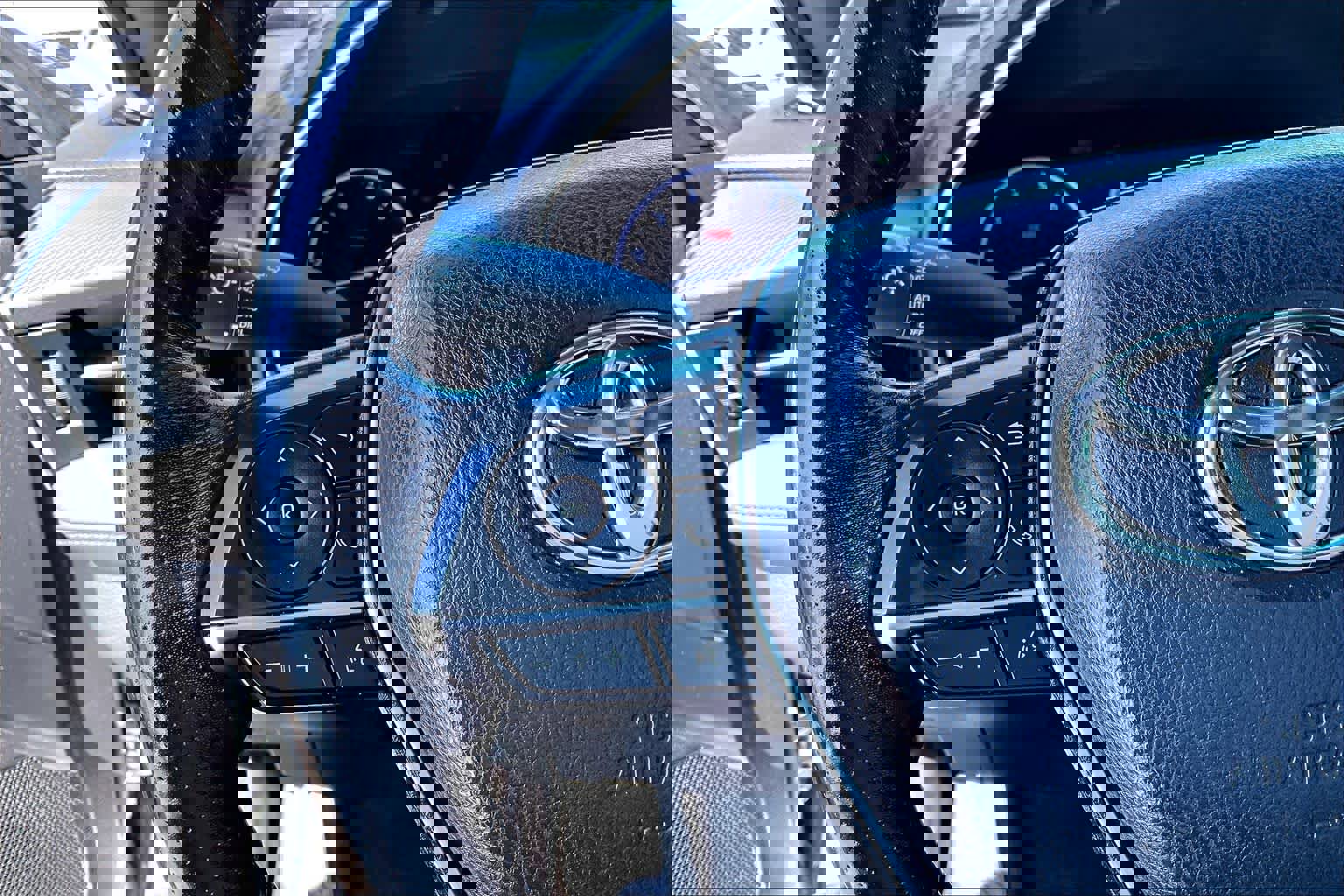 Used 2019 Toyota Avalon XSE image 24