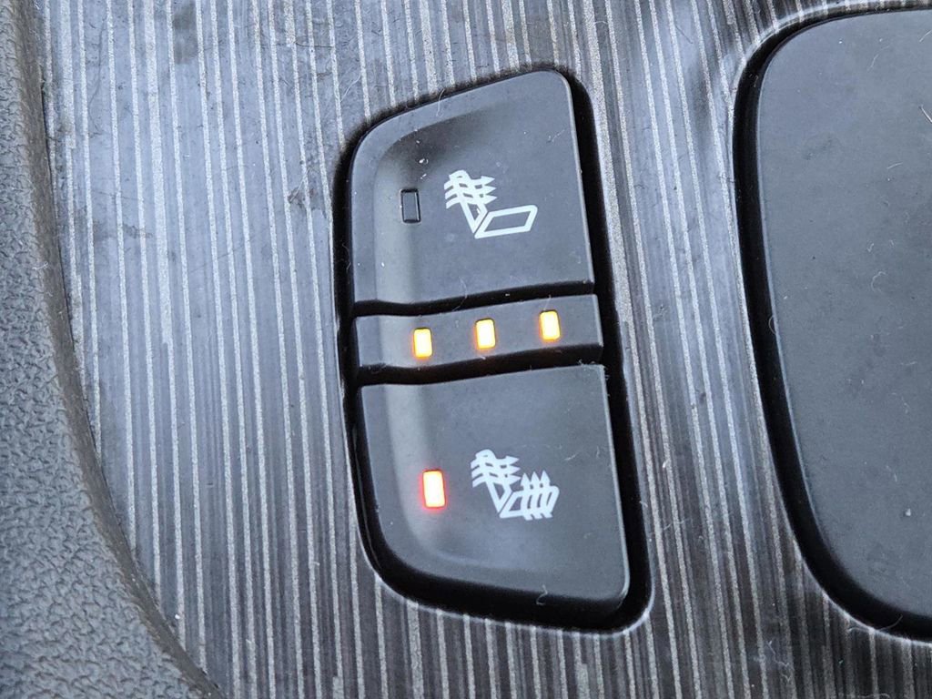 Used 2020 GMC Acadia SLT image 5